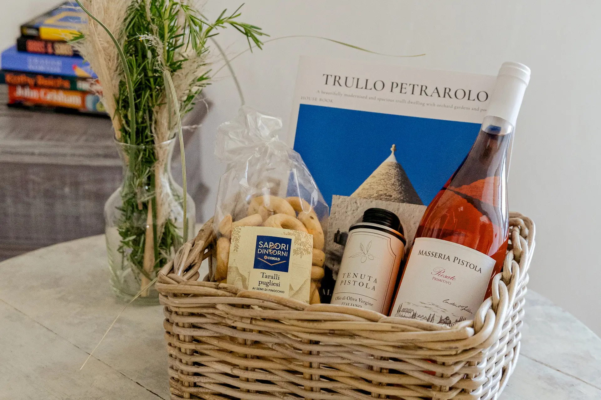 Trullo Petrarolo welcome basket with local products and wine