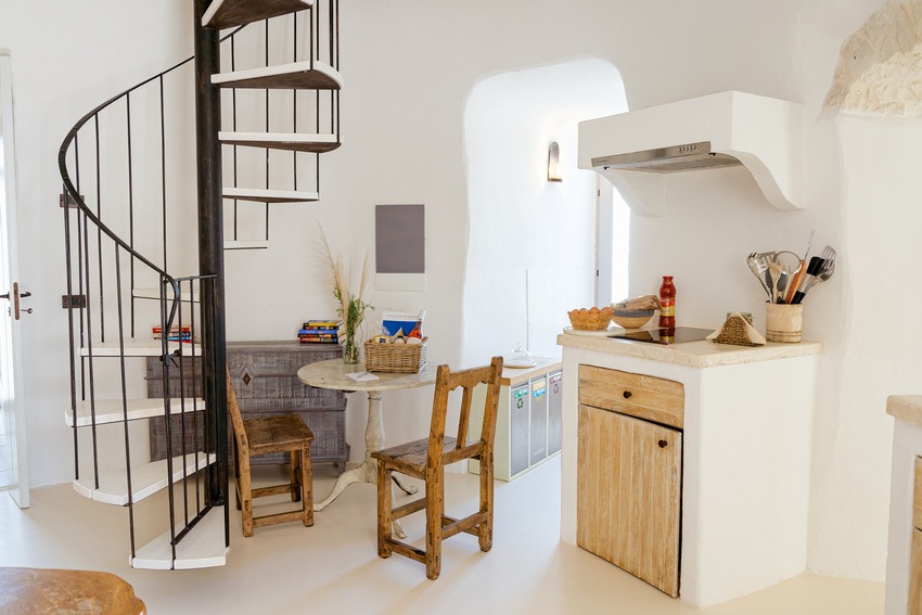 Trullo Petrarolo kitchen appliances with practical and clean design