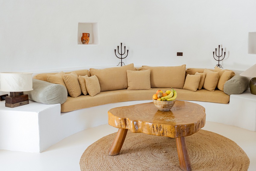 Trullo Petrarolo interior detail with natural textures