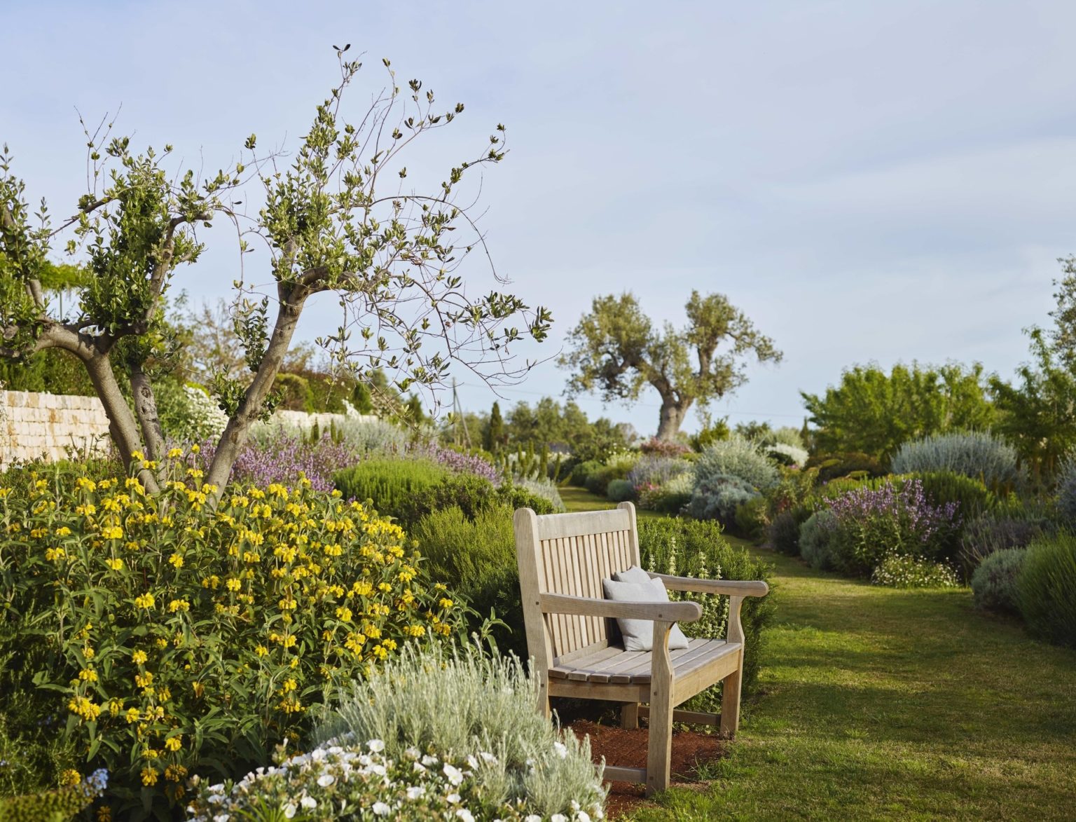 Gardens at Trullo Petrarolo · photograph 2